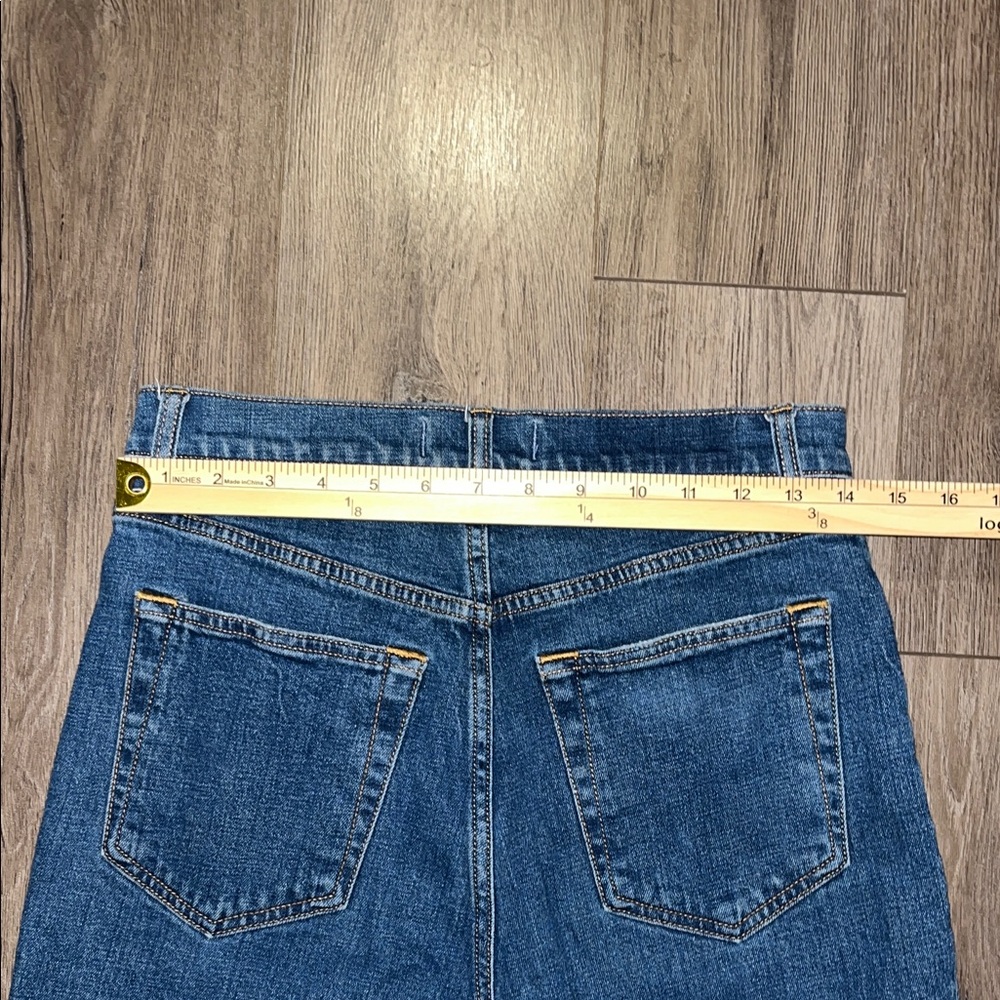 Abercrombie & Fitch The 90s Slim Straight Jean Ultra High Rise - Picture 6 of 8